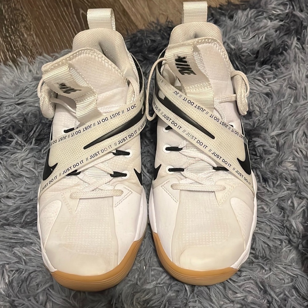 Nike Hyperset Volleyball Shoes